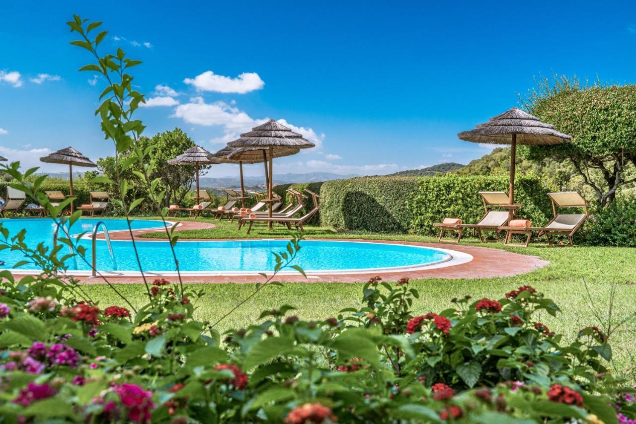 Hotel Aldiola Country Resort 圣安托尼奥迪加卢拉 外观 照片